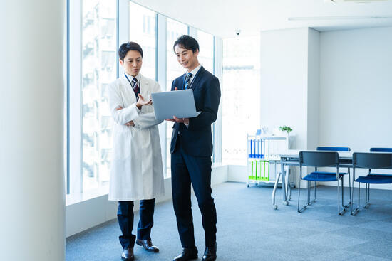 イメージ：【医療シーン⑤】医院や施設の経営・マネジメント向けのノウハウ